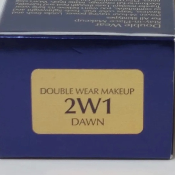 2w1 dawn estee lauder swatch